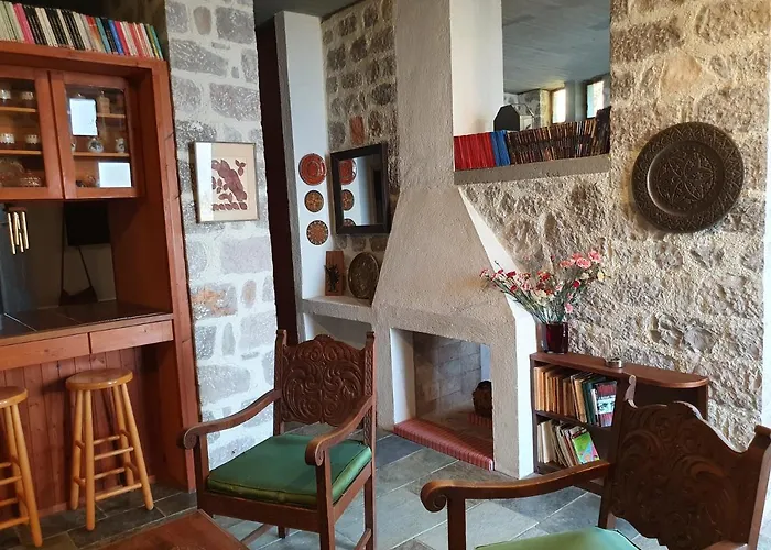 Oly & Nikiforo's House